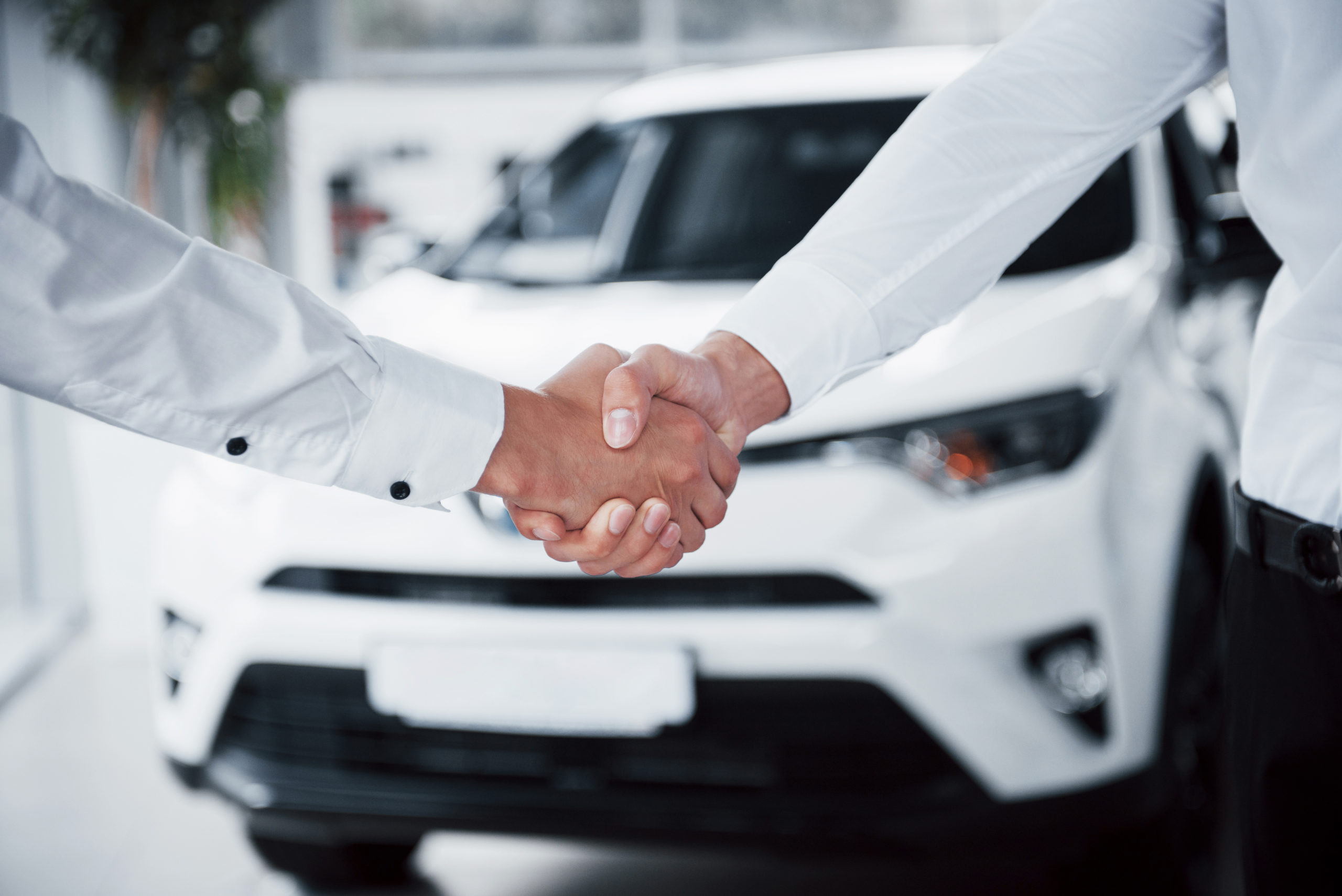 Noleggio auto e furgoni: mobilità flessibile e conveniente per ogni esigenza